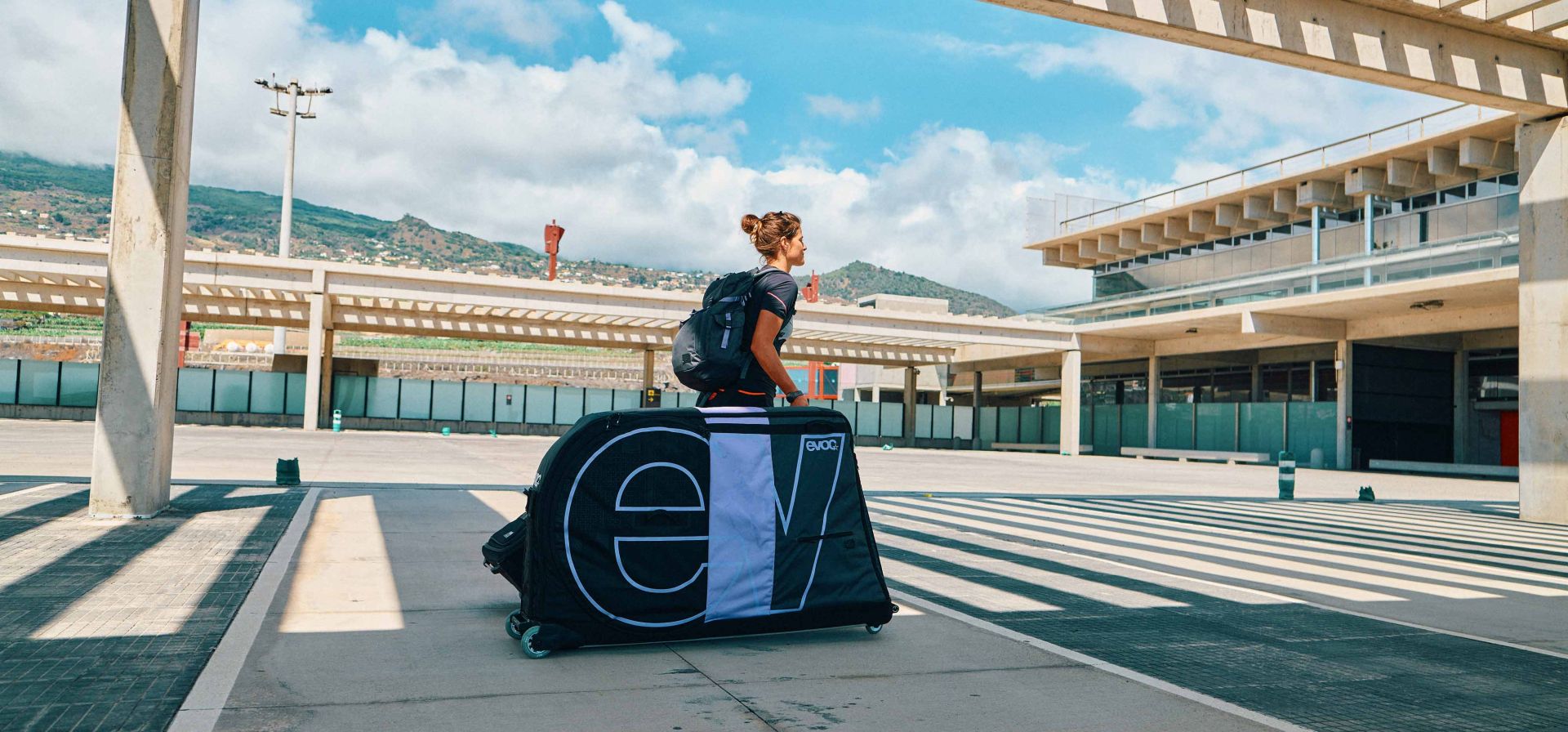 Packing a bike for travel: Tips for safe and secure transport 