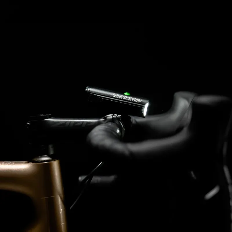 Lezyne Macro Drive 1400+ Front Light - Satin Black-9