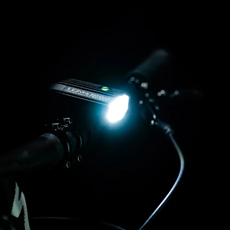 Lezyne Micro Drive Pro 1000+ Front Light - Satin Black-5