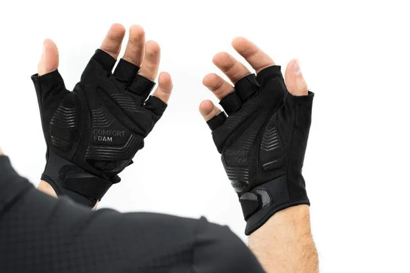 Cube X Natural Fit Short Finger Gloves - Black -5