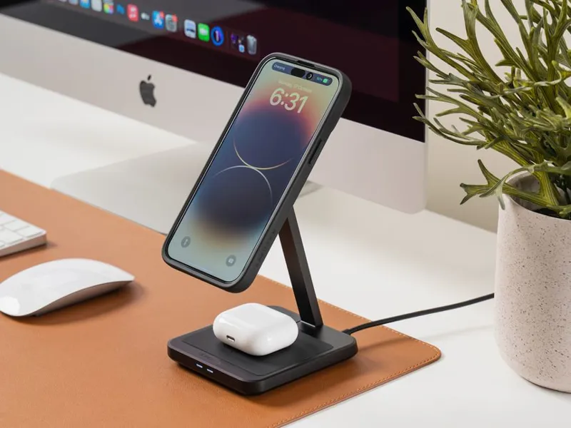 Quad Lock MAG Dual Desktop Wireless Charger - Black-11