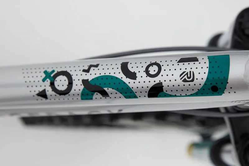 Ridgeback Destiny 24 Inch 2025 Kids Bike -  Silver-4