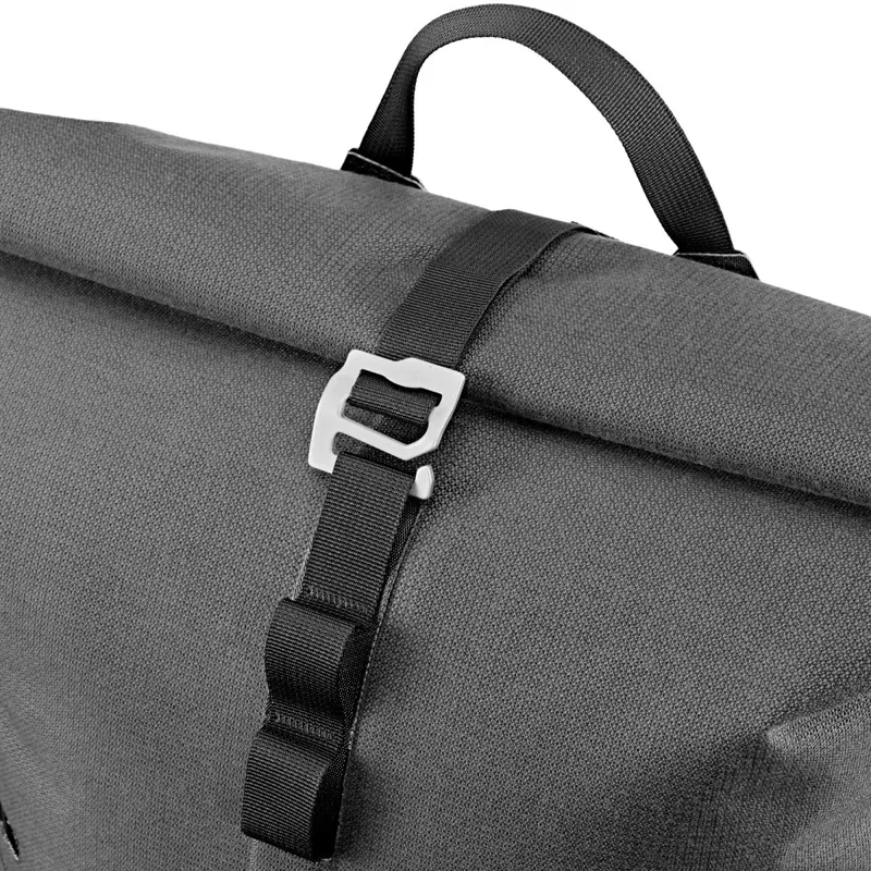 Ortlieb Commuter-Daypack Urban Backpack - 27 Litre - Pepper-4