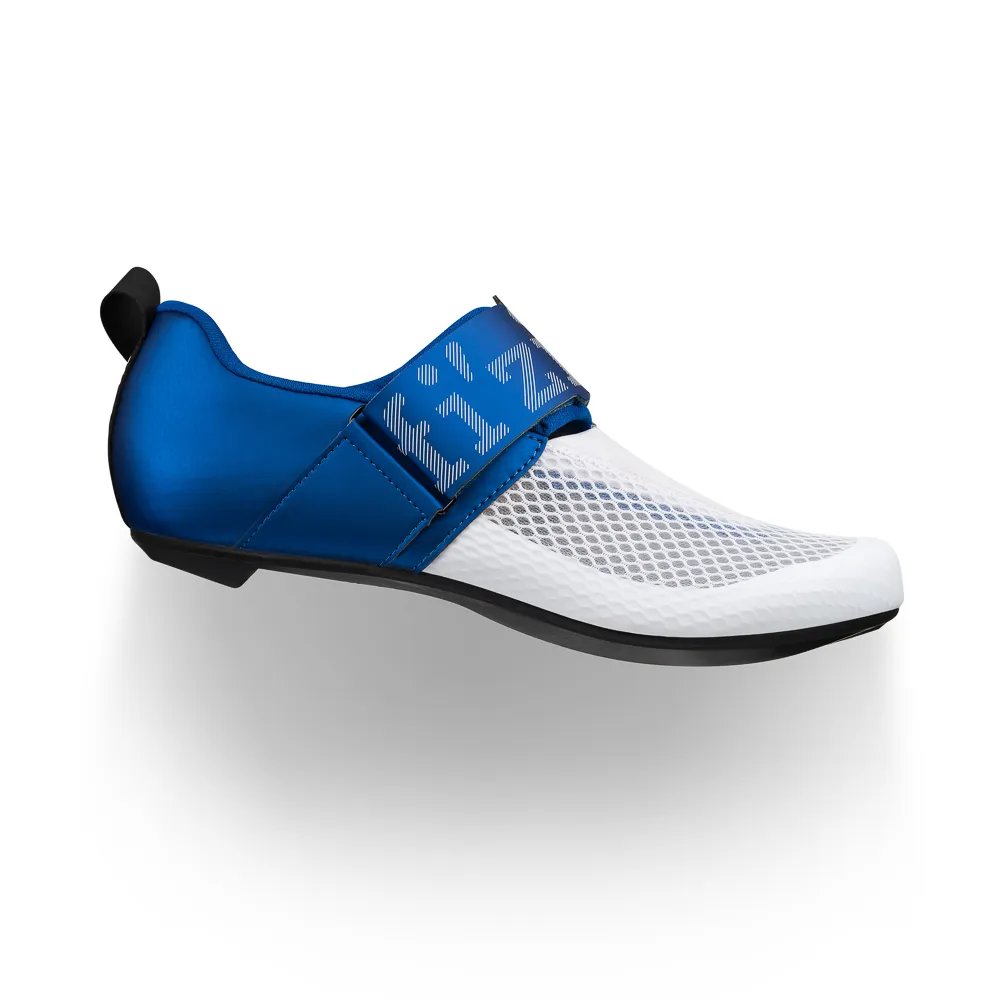 uPRISE Bikes Fizik Transiro Hydra Triathlon Shoes - White/Blue | Price match, 365 day return s, 18-Month Warranty, Finance Available & Free UK Delivery