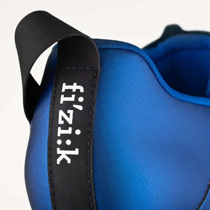 Fizik Transiro Hydra Triathlon Shoes - White/Blue-4