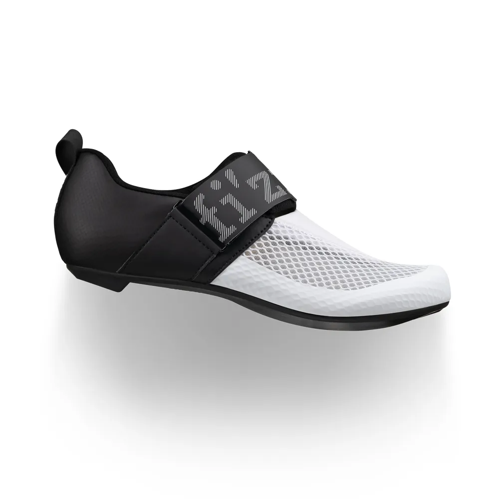 uPRISE Bikes Fizik Transiro Hydra Triathlon Shoes - White/Black | Price match, 365 day return s, 18-Month Warranty, Finance Available & Free UK Delivery