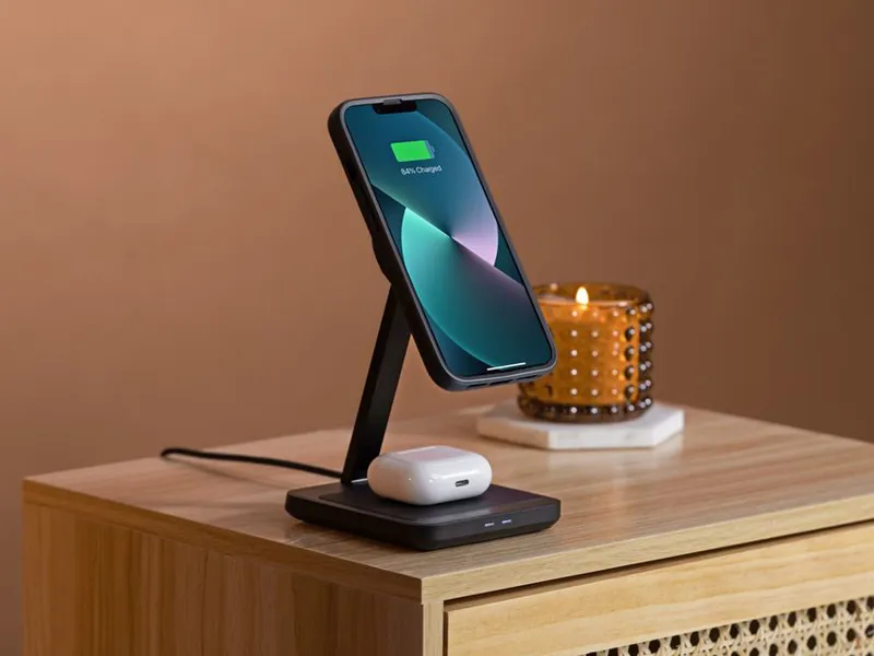 Quad Lock MAG Dual Desktop Wireless Charger - Black-1