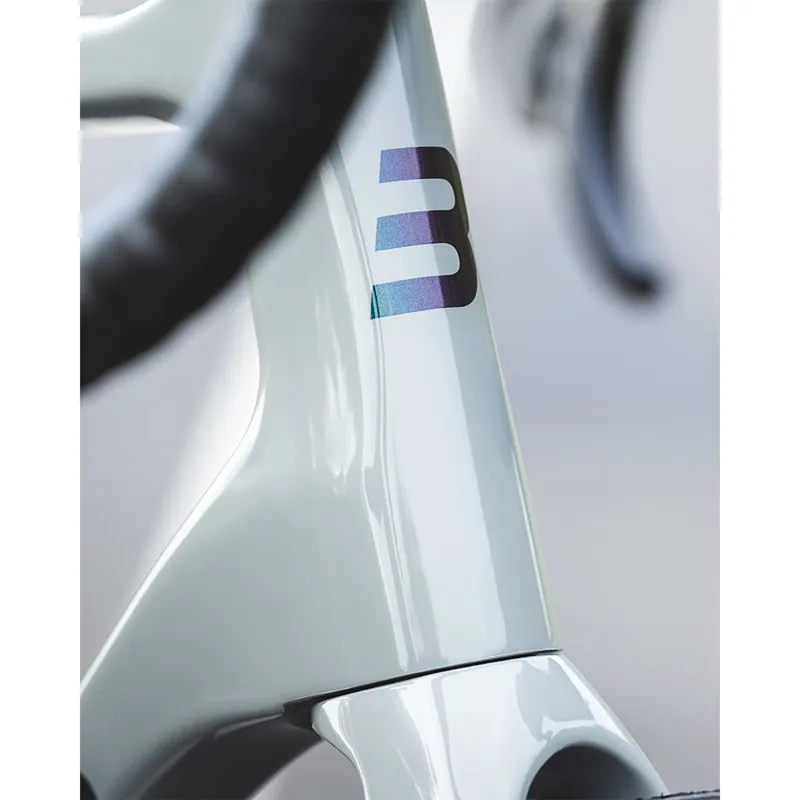 Basso Astra Disc 105 Di2 Mr Lite Road Race Road Bike - Grey - 56cm-1