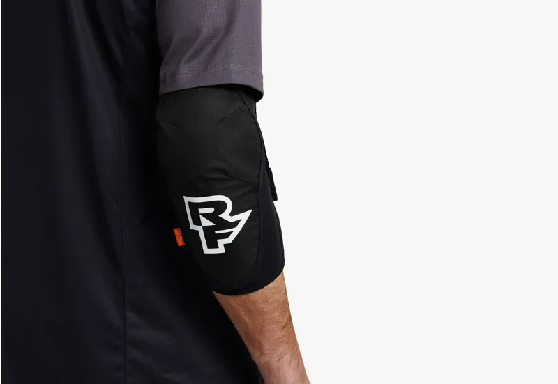 Race Face Ambush Elbow Guards - Stealth - Medium-1