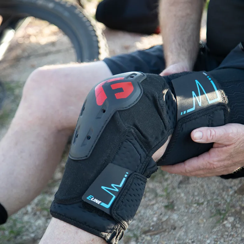 G-Form E-Line Knee Guards - Black-1