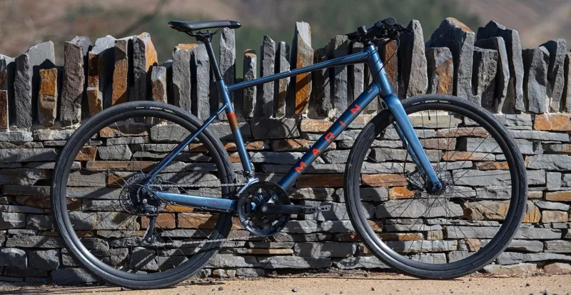 Marin Fairfax 3 2024 Hybrid Bike - Gloss Dark Blue-2