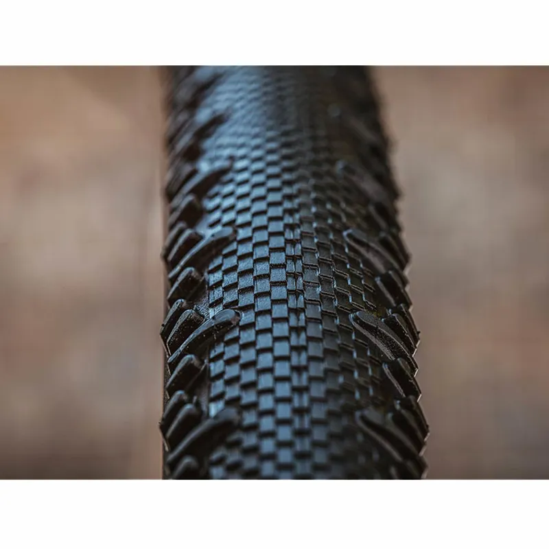 Schwalbe G-One RS Evo Super Race TLE 700c Gravel Tyre - Black-2