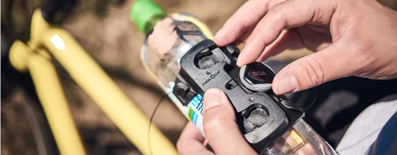 Fidlock TWIST Uni Connector Converts any standard bottle to TWIST-2