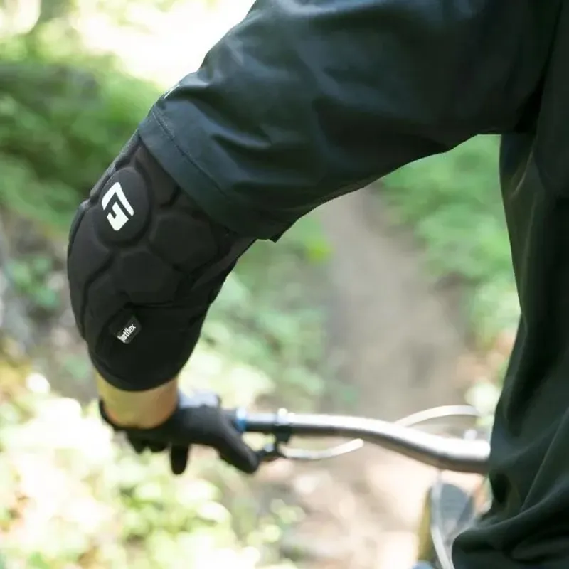G-Form Pro-Rugged 2 Elbow Guards - Black-3