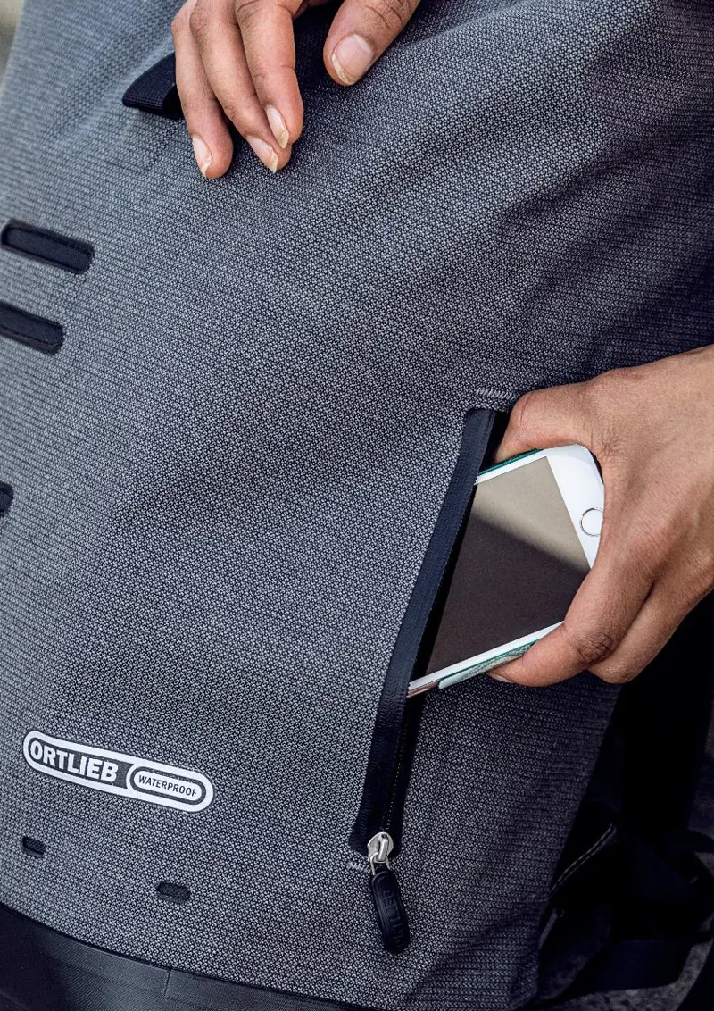 Ortlieb Commuter-Daypack Urban Backpack - 27 Litre - Ink-3