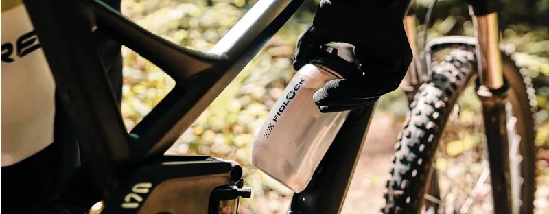 Fidlock TWIST 450ml Water Bottle + Bike Base - Trans Black-2