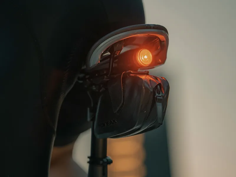 Topeak Taillux 40 DF Rechargeable Rear Light - Black-3