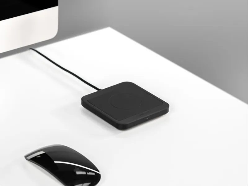 Quad Lock MAG Wireless Charging Pad - Black-3