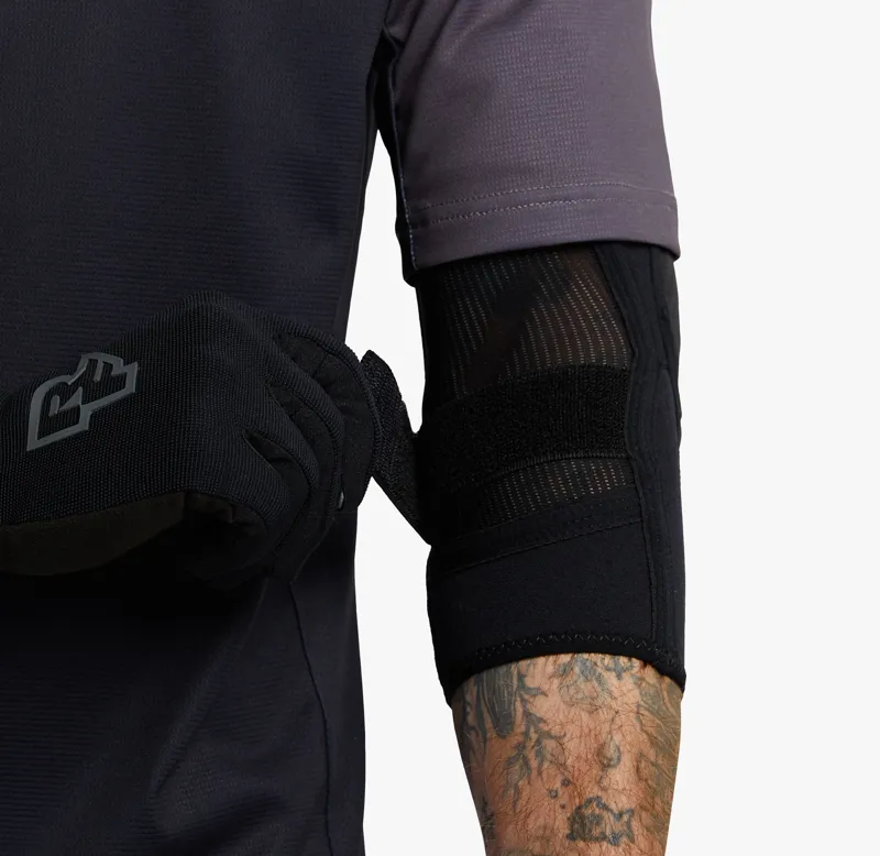 Race Face Ambush Elbow Guards - Stealth - Medium-3