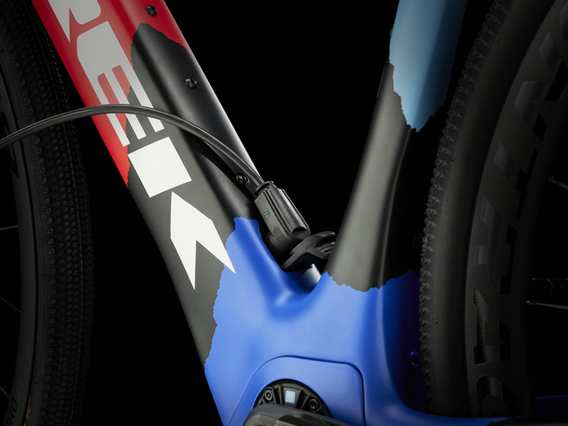 Trek Domane+ SLR 7 AXS 2025 Electric Road Bike - Matte Trek Black-5