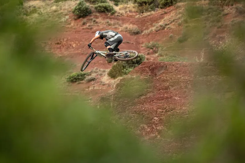 ION K-Sleeve Amp Unisex Knee Pads - Black-3