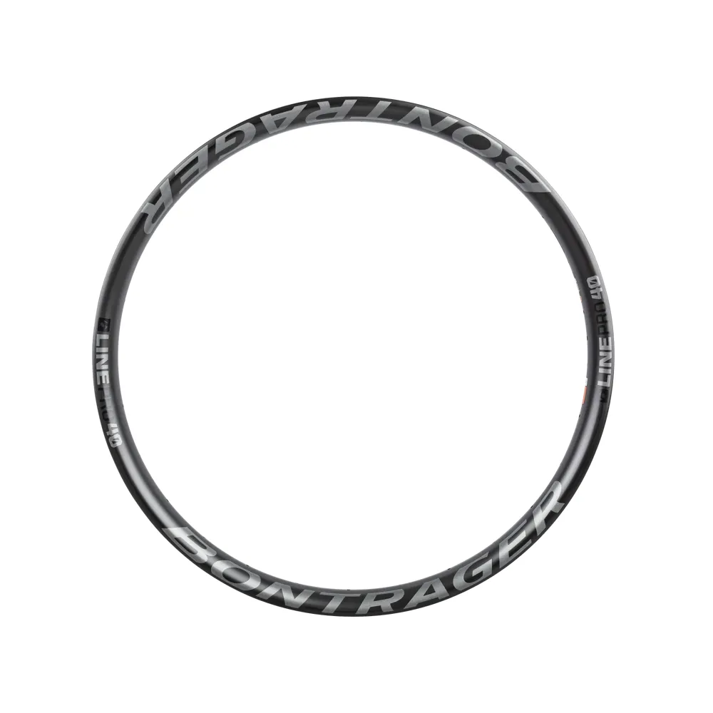 uPRISE Bikes Bontrager Line Pro 40 TLR 29er Front/Rear Carbon MTB Rim - Anthracite | Price match, 365 day return s, 18-Month Warranty, Finance Available & Free UK Delivery