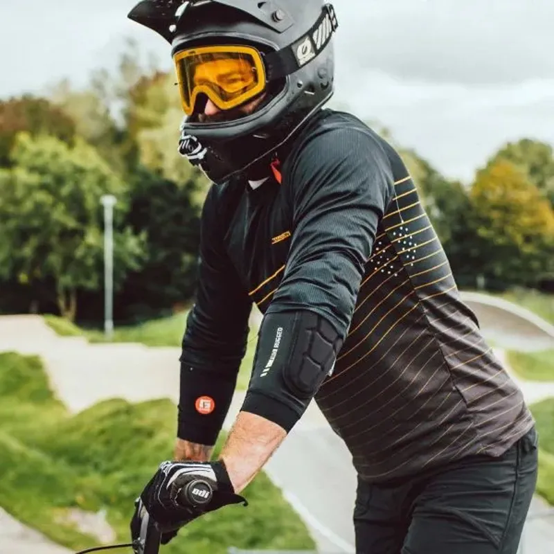 G-Form Pro-Rugged 2 Elbow Guards - Black-5