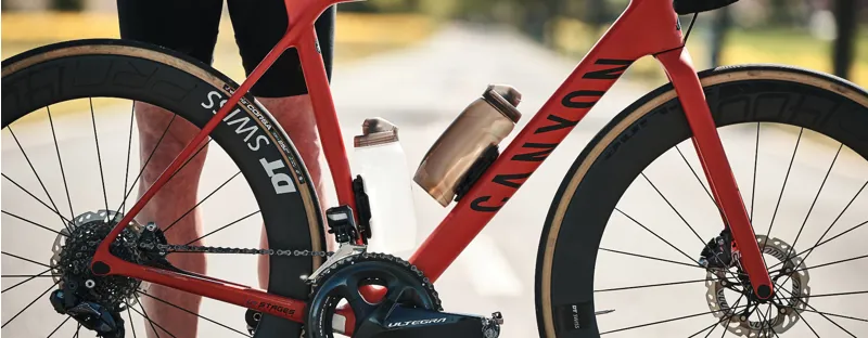 Fidlock TWIST 590ml Water Bottle + Bike Base - Solid Black-1