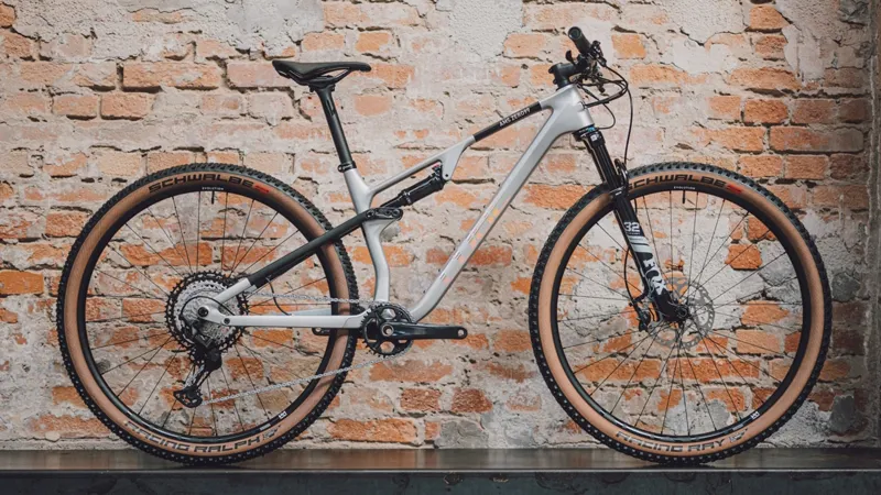 Cube Ams Zero99 C:68x Race 29er Full Suspension MTB -Silver/Black-2