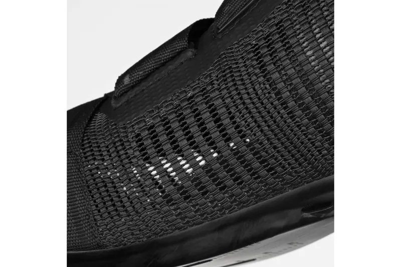 Fizik R2 Vento Aeroweave Road Shoes - Black -3
