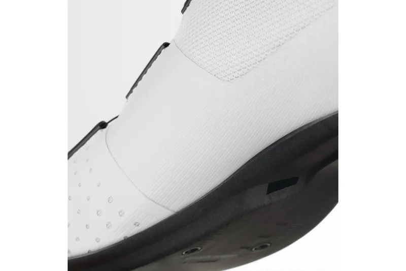 Fizik R4 Tempo Overcurve Road Shoes - White-4