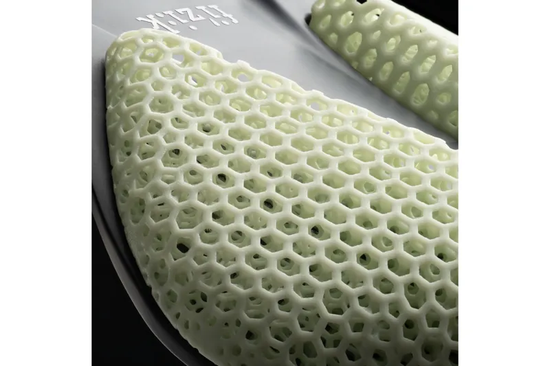 Fizik Adaptive 00 Vs Evo Saddle-3