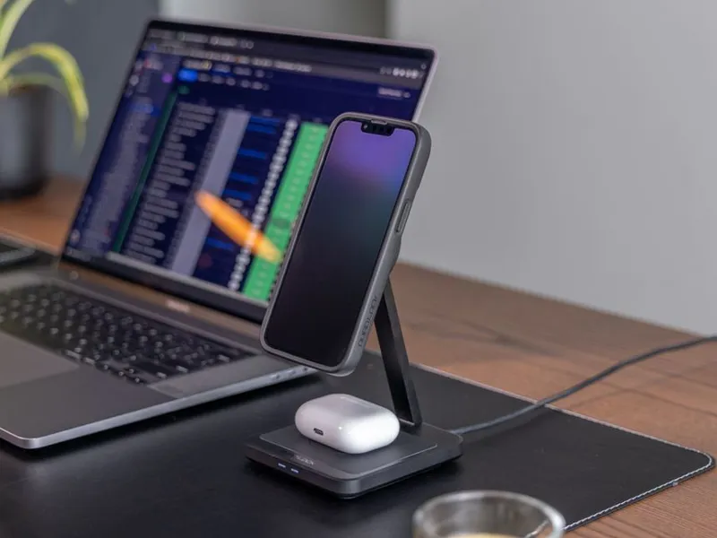 Quad Lock MAG Dual Desktop Wireless Charger - Black-7