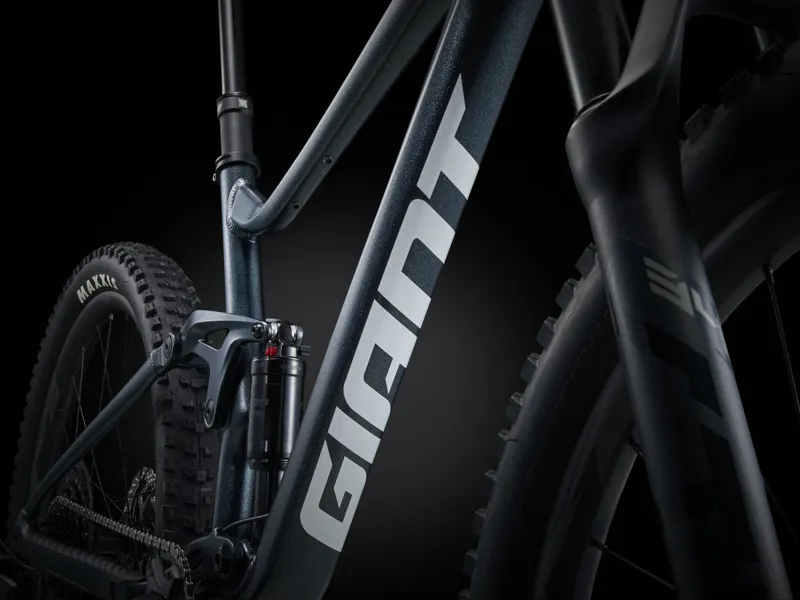 Giant Stance 29 2 2024 Full Suspension Mountain Bike - Black Diamond-7