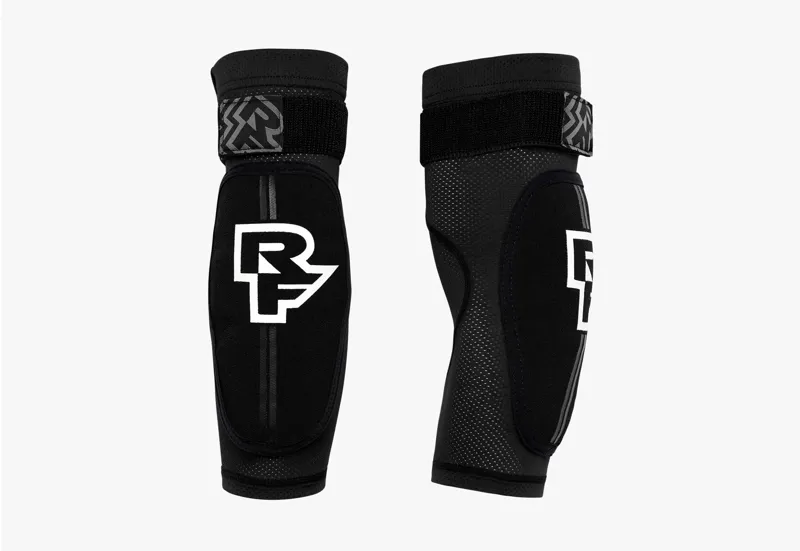 Race Face Indy Elbow Guards - Stealth-1