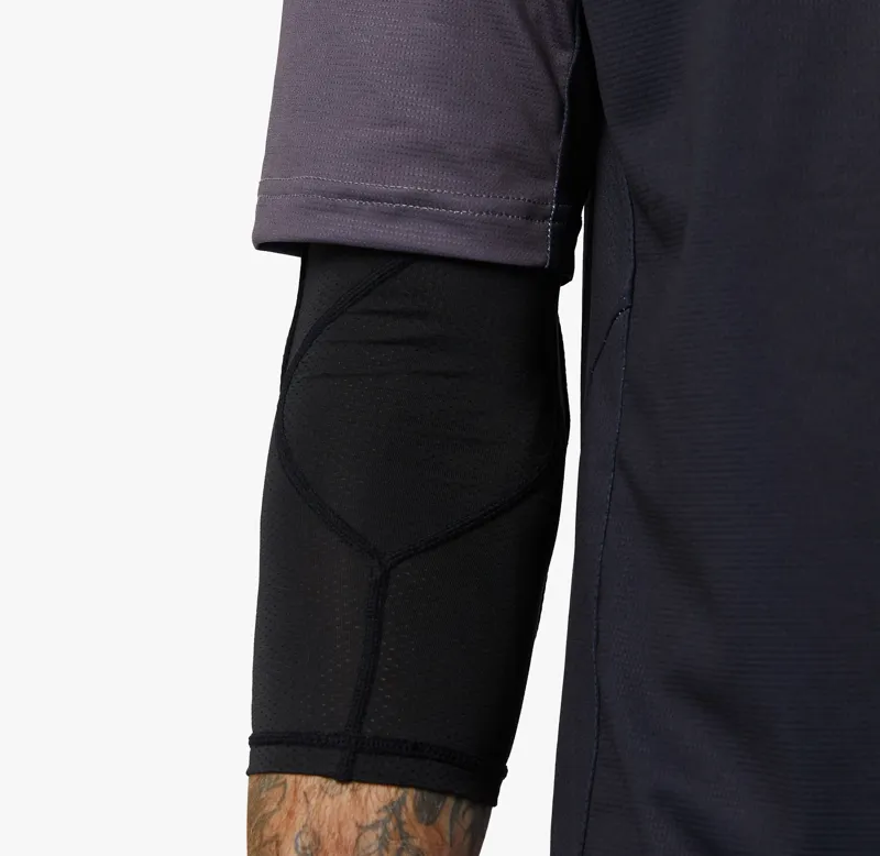 Race Face Indy Elbow Guards - Stealth-3