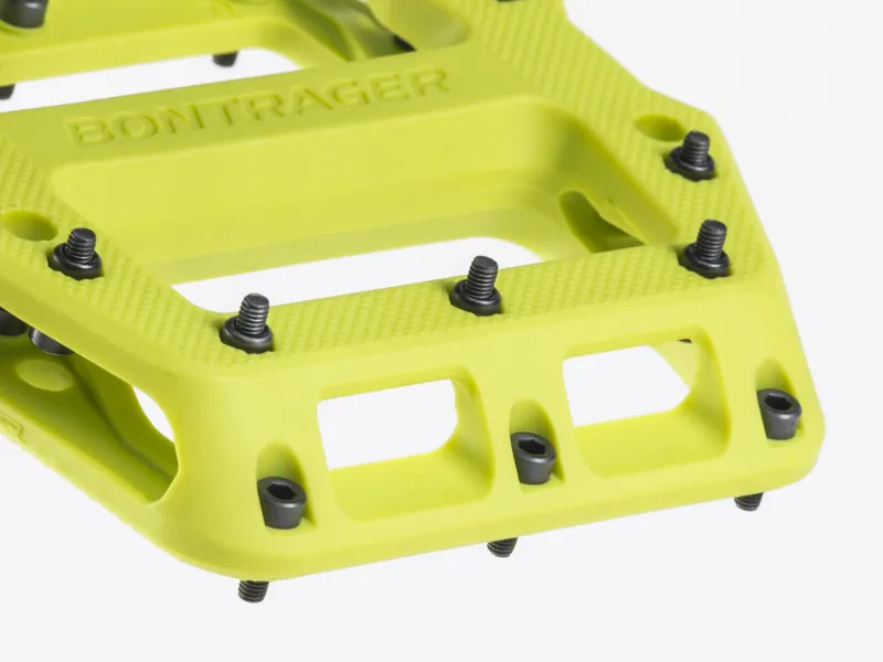 Bontrager Line Elite Flat Pedals - 9/16 - Volt-2
