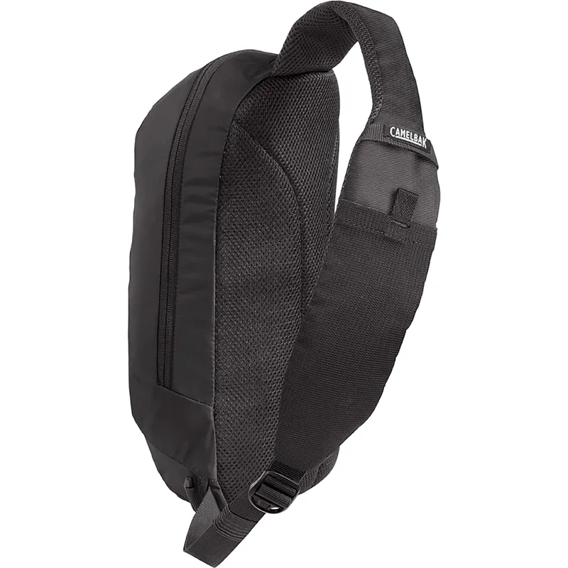 Camelbak Arete Sling 8L Hydration Pack - Black-1