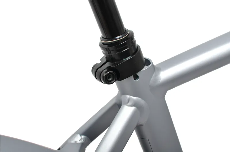 Nearly New Cube Kathmandu Hybrid SLX 750 Electric Hybrid Bike - Medium - Polarsilver-2