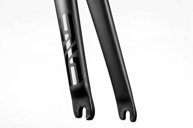 Enve 2.0 Carbon Road Fork - 1-1/8  - Black-2