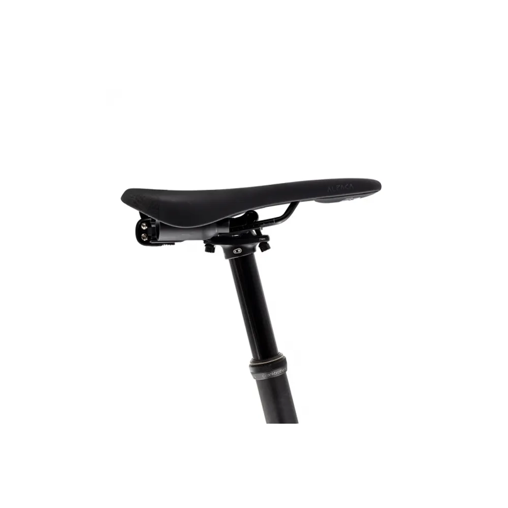 uPRISE Bikes Fizik Gravita Alpaca X5 Saddle + Kit - Black | Price match, 365 day return s, 18-Month Warranty, Finance Available & Free UK Delivery