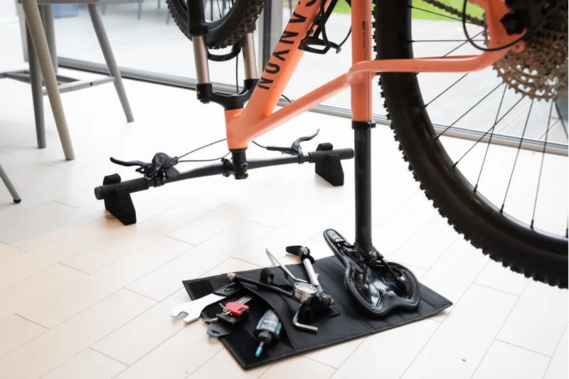Hiplok Flipstand Compact Bike Stand - Black-4