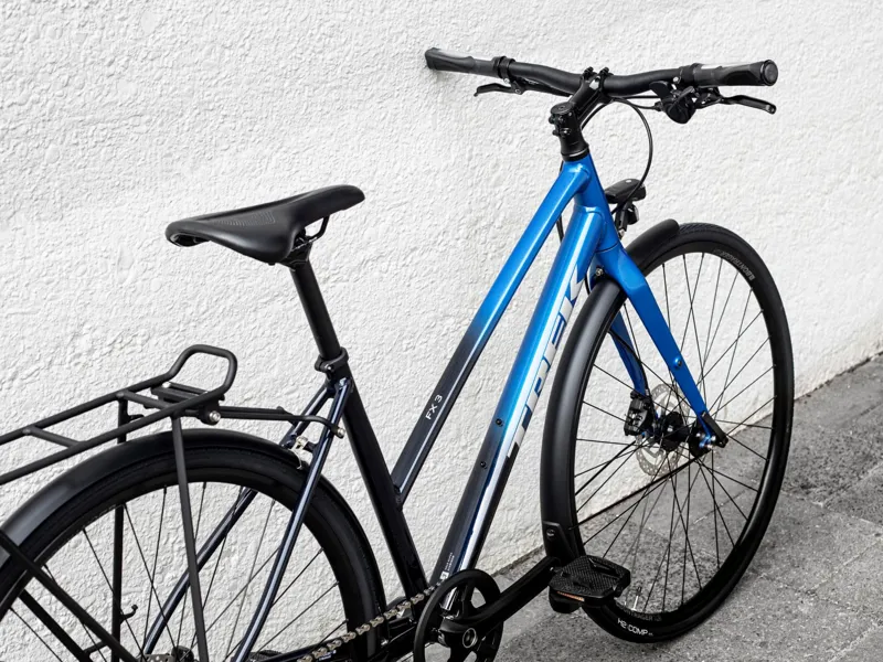 Trek fx 3 disc stagger deals equipped 2021 hybrid bike