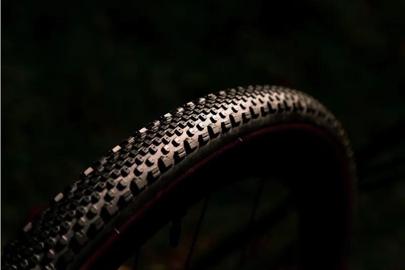 Cadex GX Tubeless Gravel Bike Tyre - Black - 700x40c-5