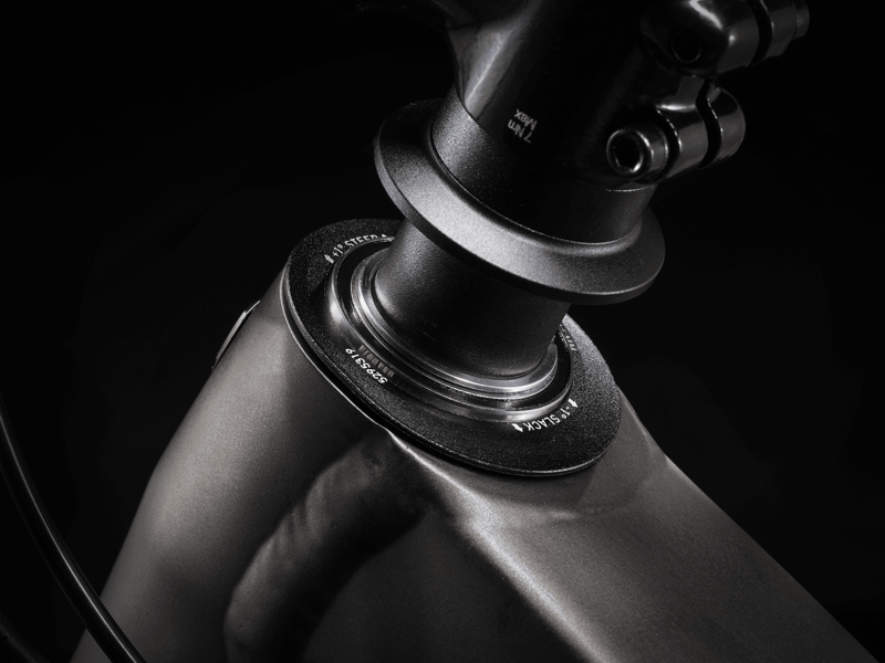 Trek Fuel EX 8 Gen 6 27.5/29er Full Suspension MTB - Grey/Black-10