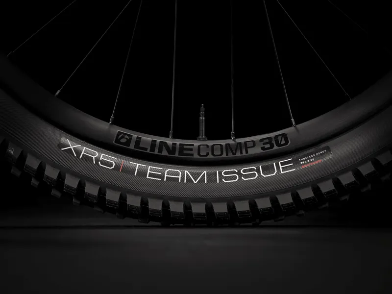 Trek Slash 8 Gen 6 27.5/29er 2025 Full Suspension MTB - Grey Pearl-6