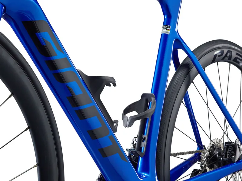 Giant Propel Advanced 2 2023 Carbon Road Bike Gloss Cobalt