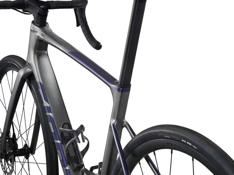 Giant Defy Advanced 1 2024 Carbon Endurance Road Bike - Charcoal-10