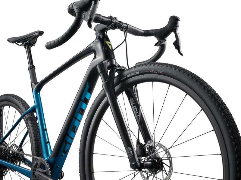 Giant Revolt X Advanced Pro 2 2024 Gravel Road Bike - Black/Sea Sparkle-3