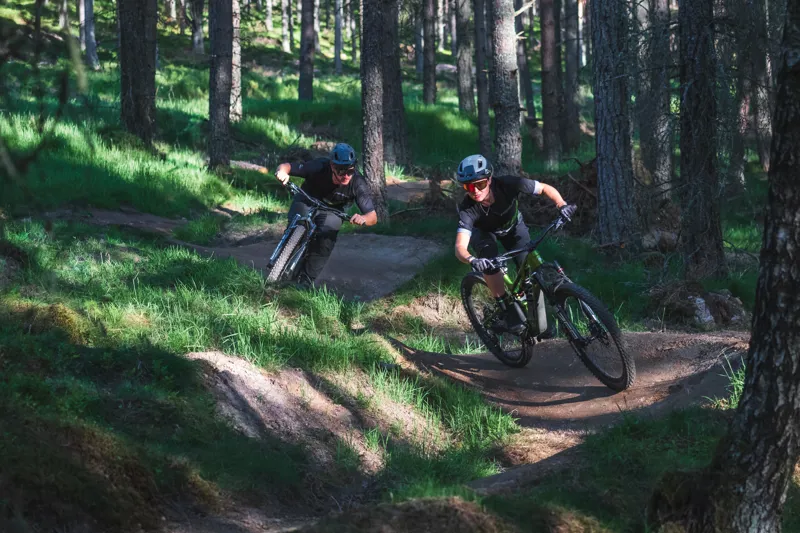 Merida One-Sixty 6000 Full Suspension Mountain Bike - Black - Long-3